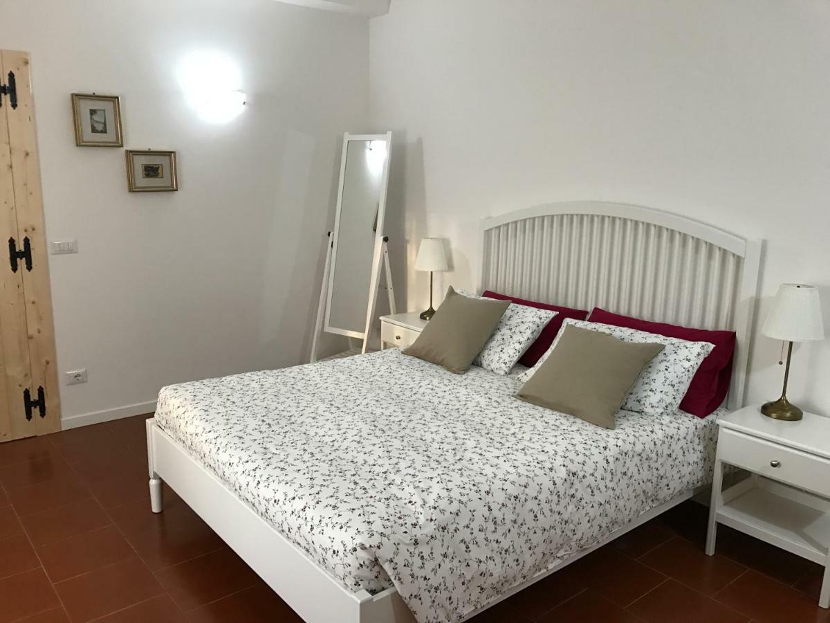 Chalet Delle Rose Saludecio ภายนอก รูปภาพ
